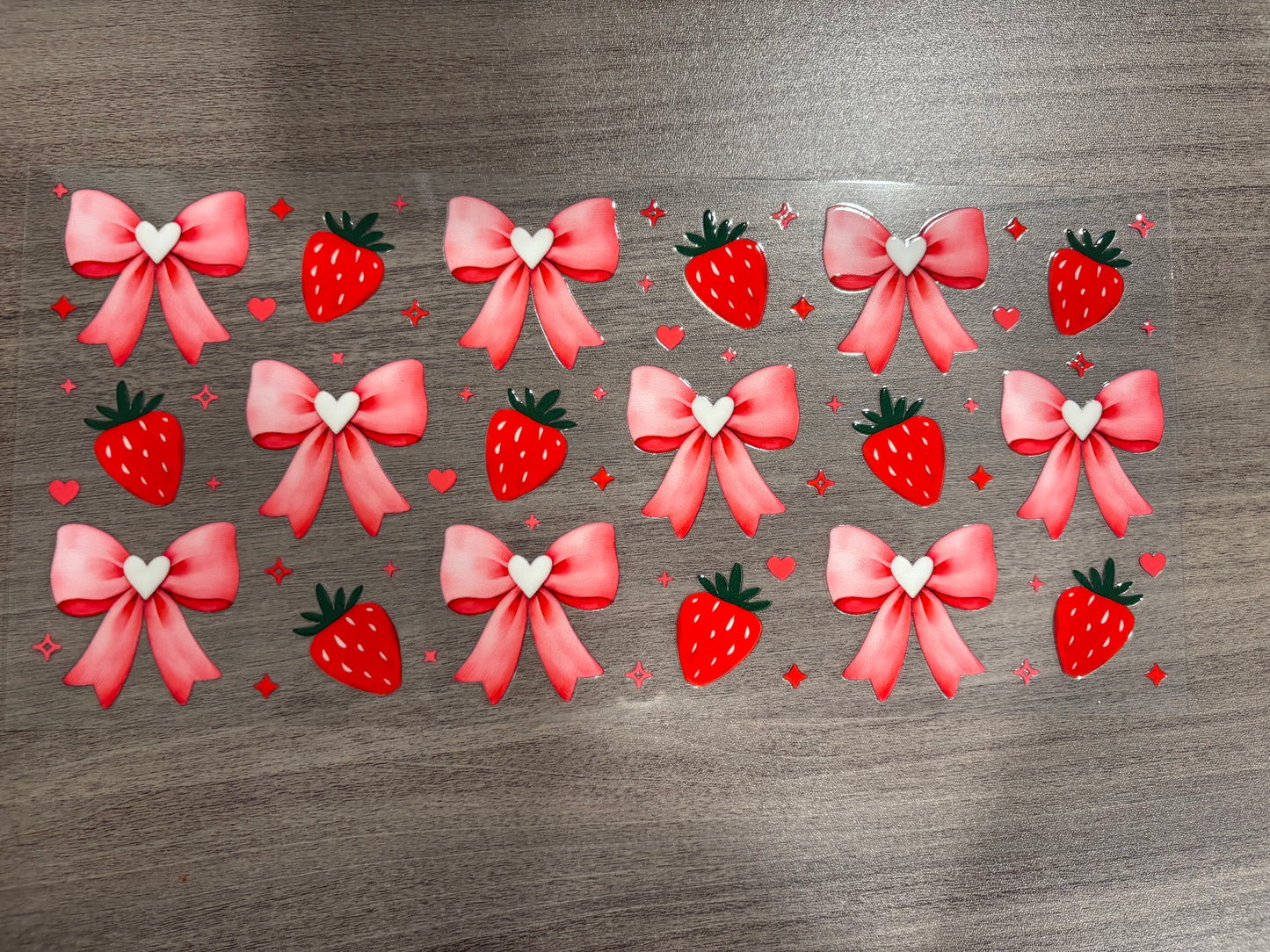 STRAWBERRY & BOWS DECAL